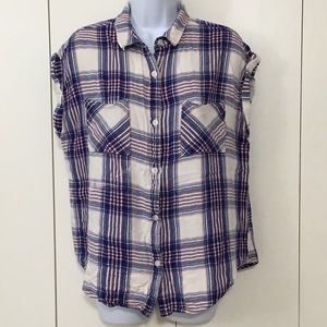 SO Large plaid sleeveless button down plaid top